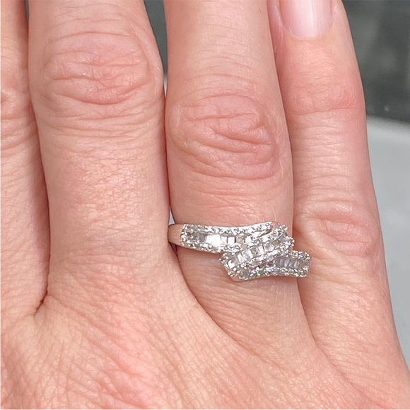 Genuine 0.50 Carat Diamond Bypass Ring ~ Baguette Diamond Cluster Wrap Band - Picture 14 of 15